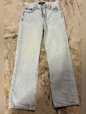Aeropostale Light Wash Straight Leg Jeans